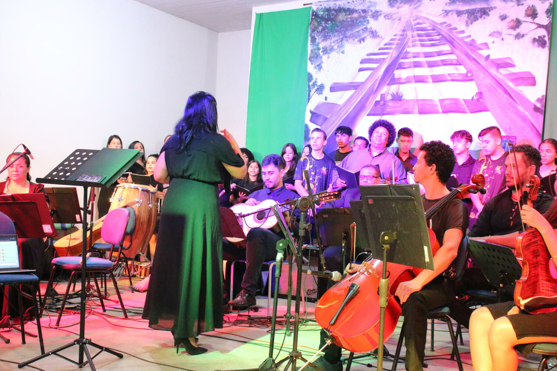 Imagem de compartilhamento para o artigo Concerto 'Nos trilhos da Paternidade' emociona corações em Chapadão do Sul da MS Todo dia